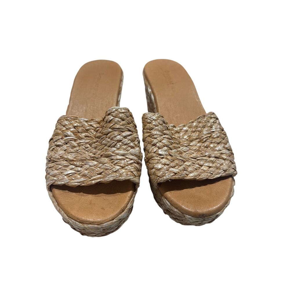 Chocolat Blu Natural gorgeous beige color perfect for the beach